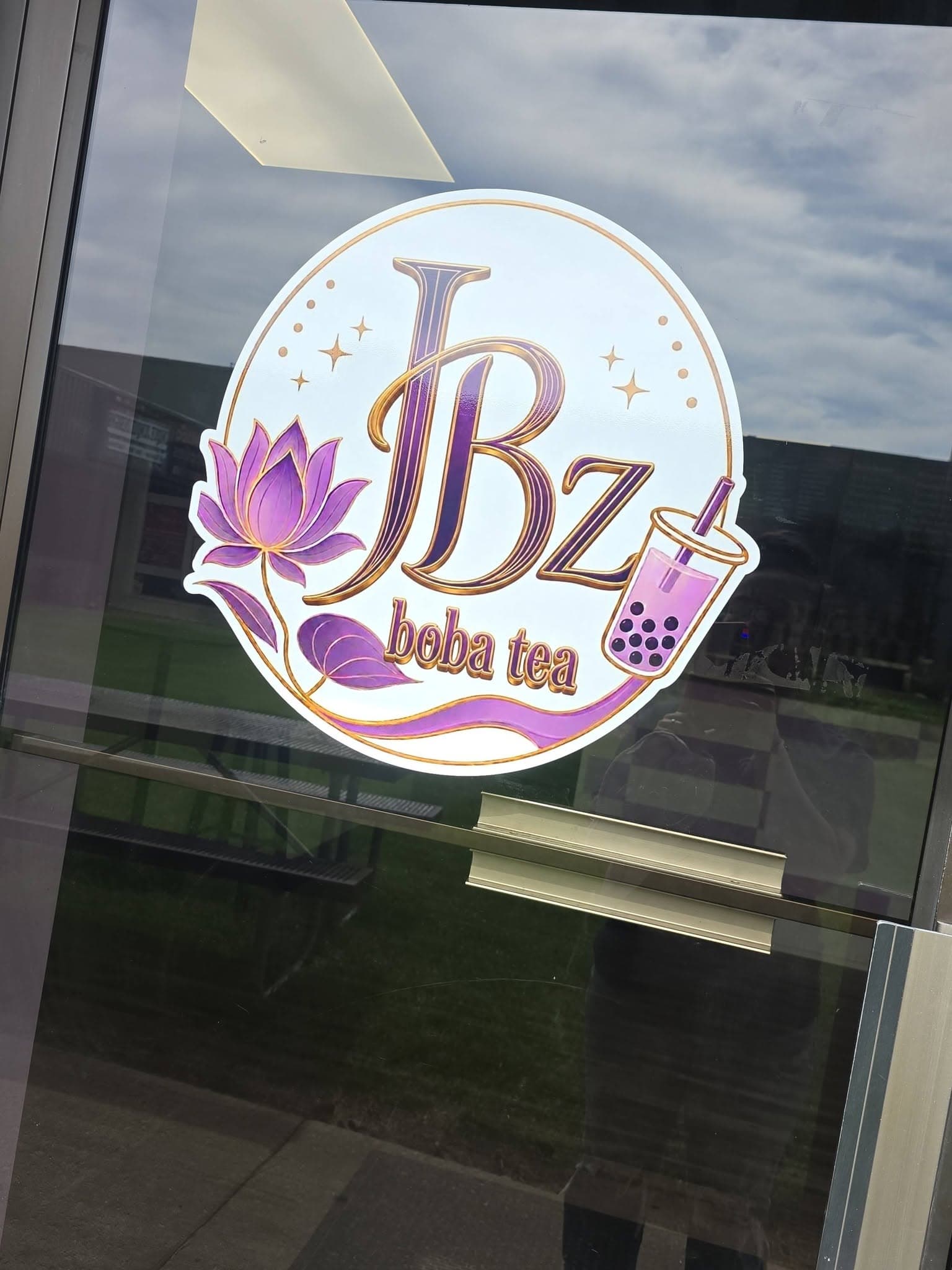 The JBz counter with a rainbow of straws
